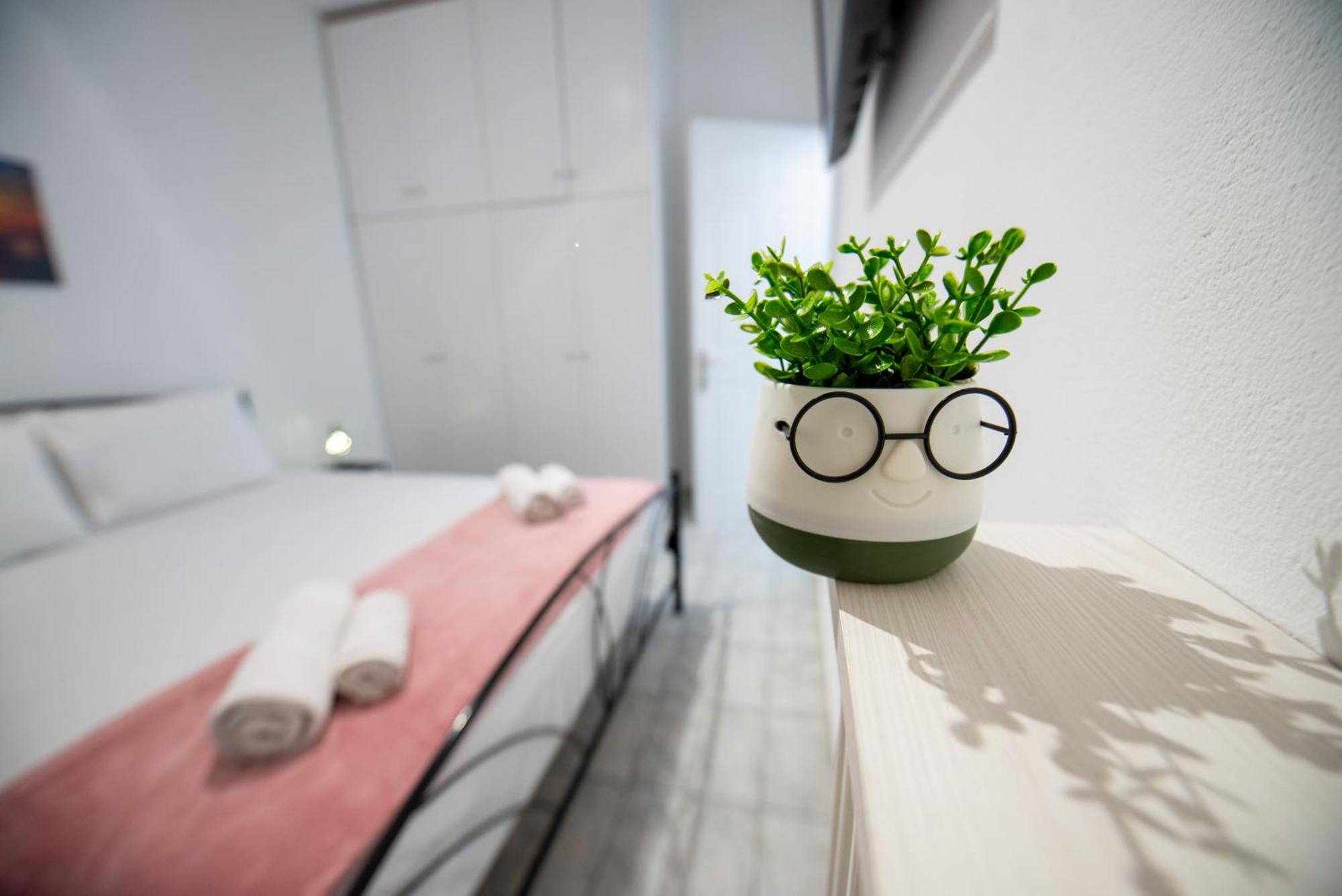 Ionian Luxury Apartments Perama  Ngoại thất bức ảnh