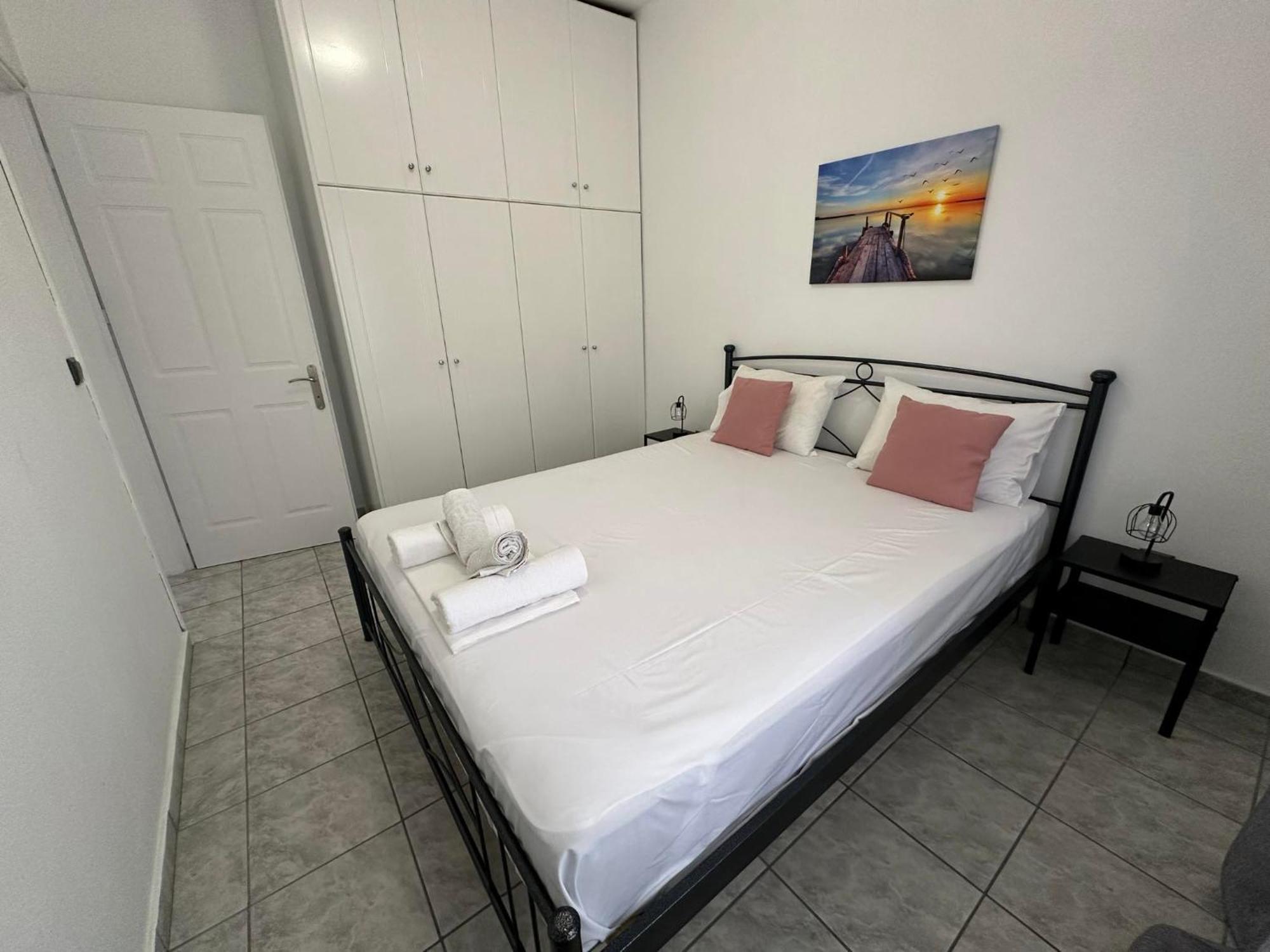 Ionian Luxury Apartments Perama  Ngoại thất bức ảnh